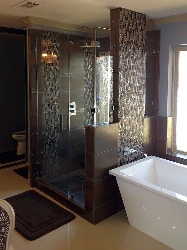 Glass shower door