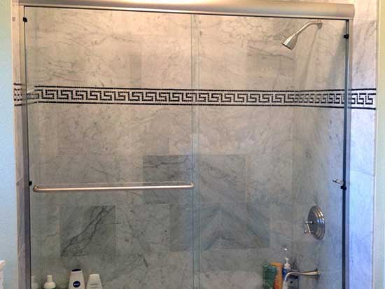 sliding glass shower doors